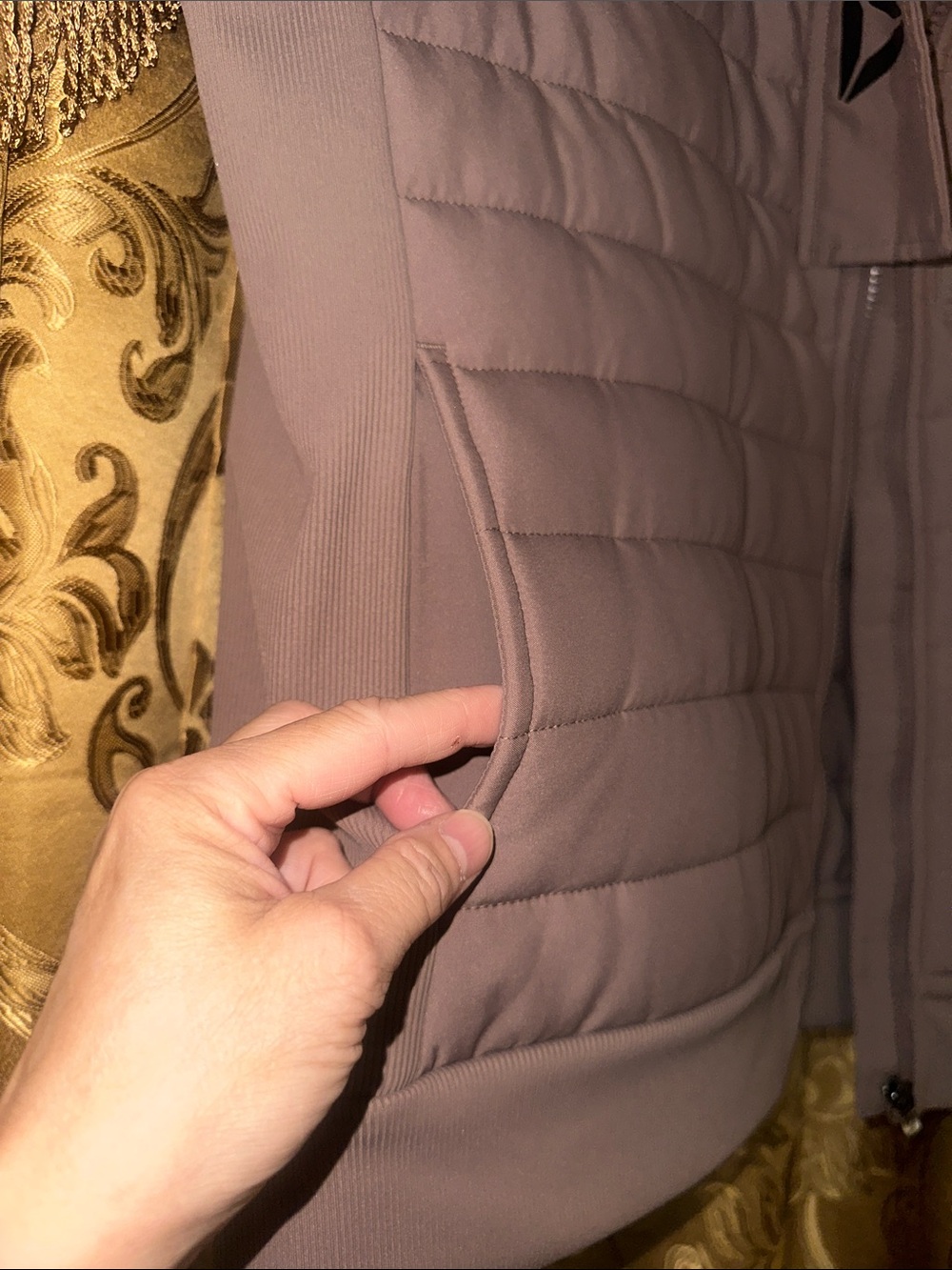 Reebok Mauve Padded Vest - Picture 3 of 5